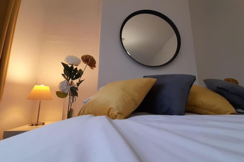 Spacious 4 Bedroom, Free Netflix, Central Location Кардифф Экстерьер фото